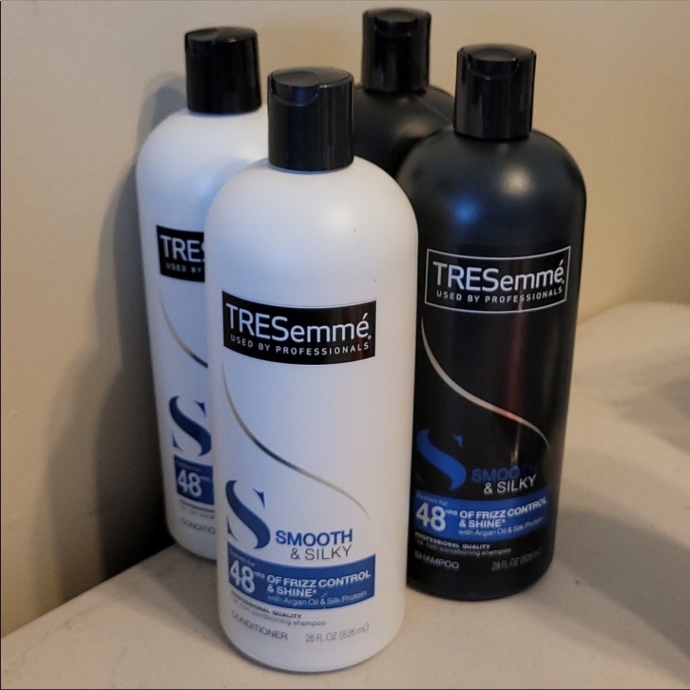 Bundle of TRESemme shampoo & conditioner